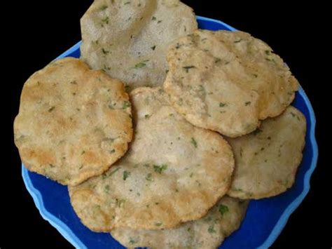 Singhara Flour and Arbi Puri Recipe For Vrat