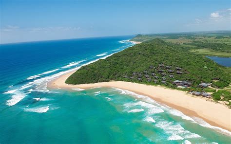 A Guide to Mozambique’s Best-Kept Secret Beaches | Mozambique beaches ...