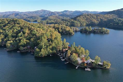 Lake Santeetlah, North Carolina - WorldAtlas