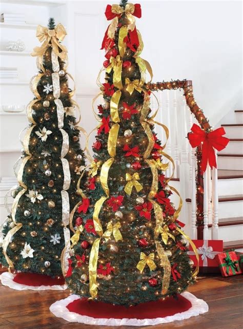 57% Discount: Deluxe Pop-Up Christmas Tree