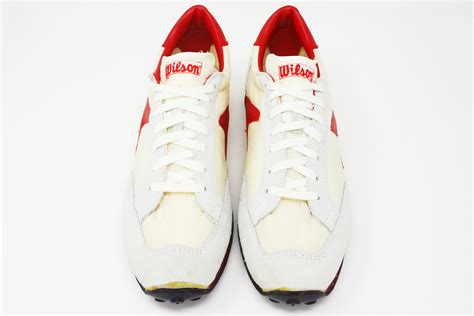 The Deffest®. A vintage and retro sneaker blog. — Wilson Bata 70s 80s Force Five vintage sneakers