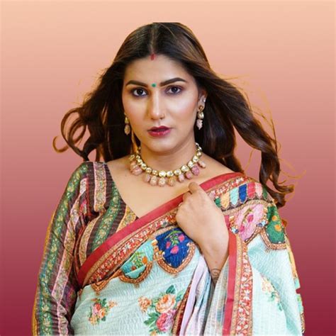 Sapna Chaudhary Songs Download: Sapna Chaudhary Hit MP3 New Songs Online Free on Gaana.com