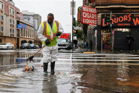 Strong El Niño odds rise in California, could last to spring