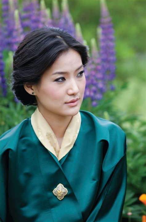 Jetsun Pema, queen of Bhutan - Imgur Pretty :) | Bhutan, Royal jewels, Beauty