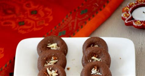 Easy Chocolate Pedha in under 5 mins ~ Indian chocolate fudge ~ Easy Diwali recipes. | Veg ...