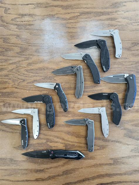 Assortment of Kershaw knives | GovDeals