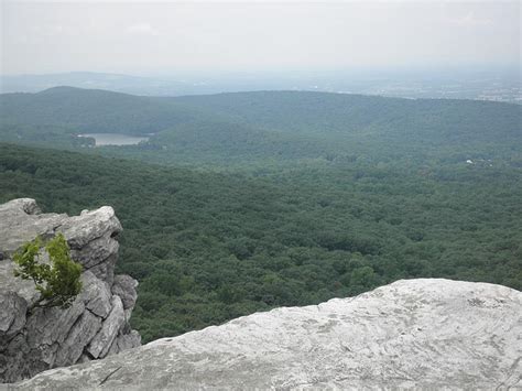 Annapolis Rock/Black Rock Cliff Hike