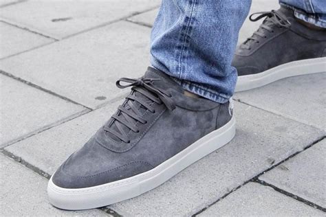 20 Best Grey Sneakers For Men 2022