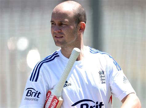 Jonathan Trott reasons for quitting Ashes feel like 'con', says Michael Vaughan | The ...