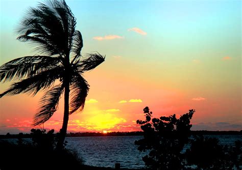 Florida keys sunset | sunset capture while driving the Flori… | pamela | Flickr