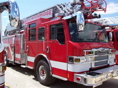 Pierce Velocity aerial ladder « chicagoareafire.com