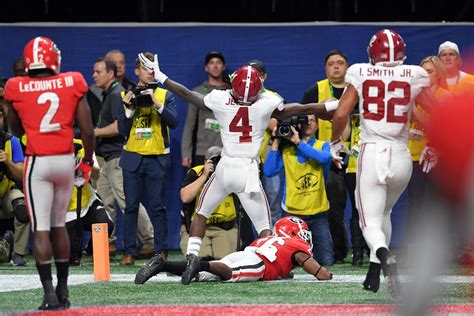 Jerry Jeudy wins Biletnikoff Award - Roll 'Bama Roll