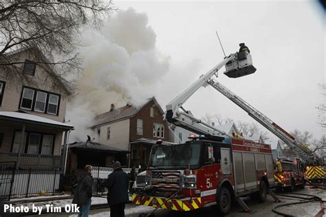 Photos: Four Hurt in Chicago Fire That Burns Two Buildings - Fire Engineering: Firefighter ...