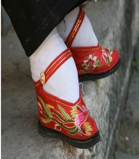 Shanghai Experience: Foot binding museum