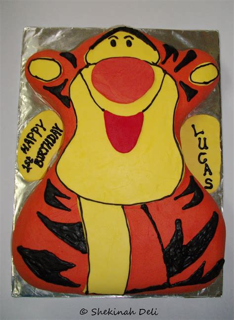 Shekinah Deli: Tigger cake