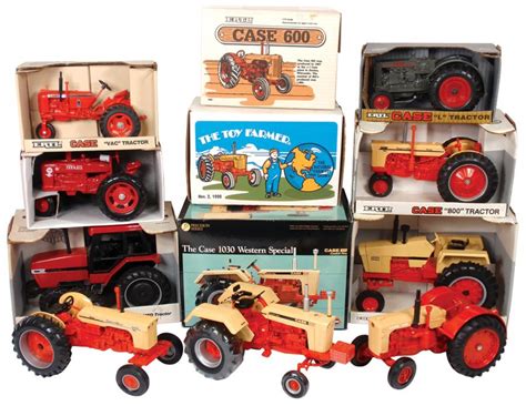 Farm toys (9), Ertl Case "800" tractor #3101, Ertl Special Ed. 1988 Case #0818, Ertl Case "L" 150th