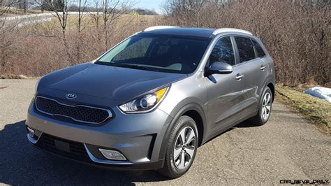 Road Test Review: 2017 Kia Niro EX - By Carl Malek » LATEST NEWS » Car ...