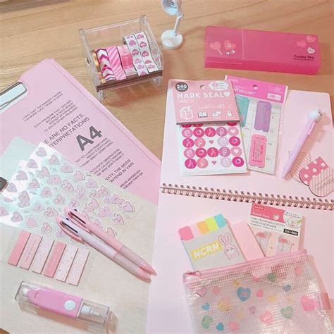 𝘴𝘵𝘳𝘢𝘸𝘣𝘦𝘳𝘳𝘺𝘹𝘺𝘰𝘨𝘶𝘳𝘵 | Cute stationery, Kids school supplies, Stationery