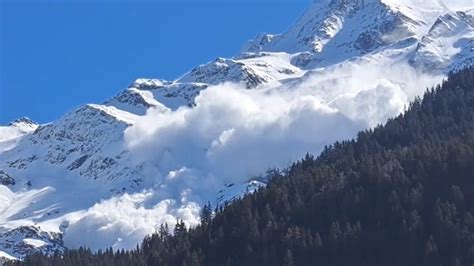 French Alps tragedy: 4 killed in avalanche | LiveNOW from FOX