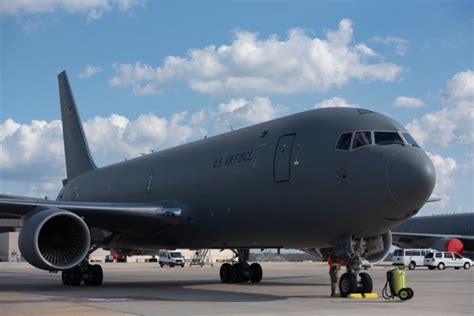 KC-46 Cleared for More Refueling; Likelihood of Bridge Tanker Competition Falls | Air & Space ...