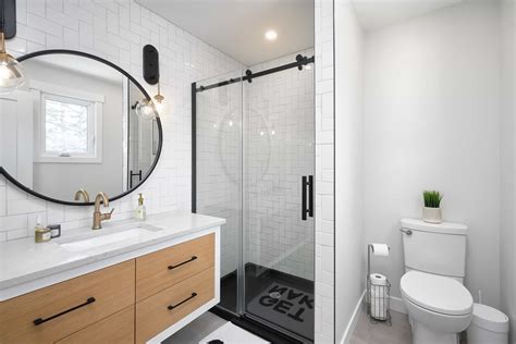 Bathrooms - Collaborative Construction | Contractor in Regina, SK