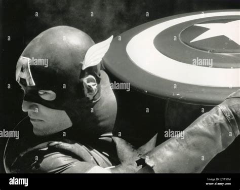 Matt salinger captain america; (1990) hi-res stock photography and images - Alamy