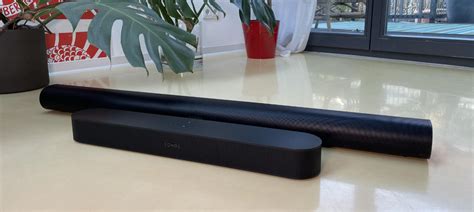 Sonos Arc vs Beam 2 soundbars in comparison