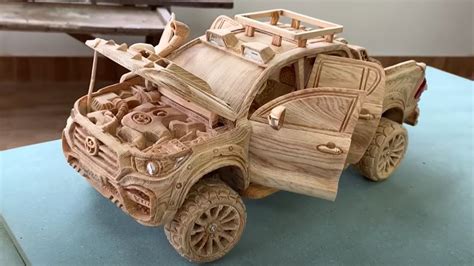 This guy can build almost any scale model out of wood blocks! - AutoBuzz.my