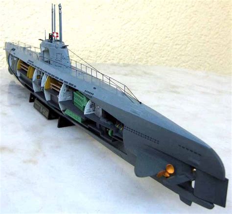 U-BOAT SUBMARINE CUTAWAY KIT FROM REVELL ~ Megamag 2