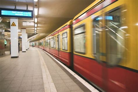 Bezplatný obrázek: Vlakové nádraží, underground, metra, stanice metra, Berlín, Germa