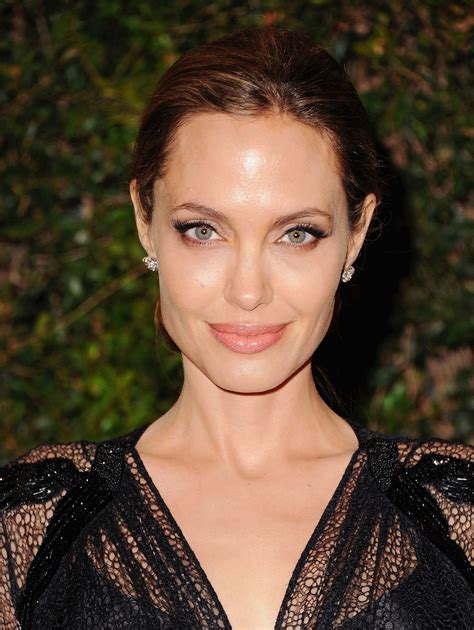 Best Beauty, Hair and Makeup Pictures of Angelina Jolie | POPSUGAR ...