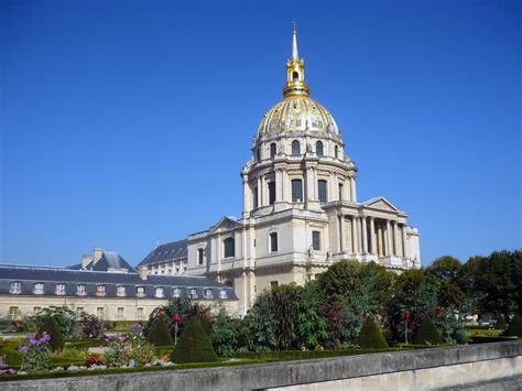 Top 10 Most Famous Monuments of Paris - French Moments