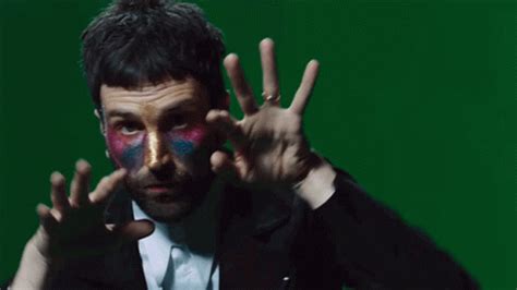 Wiggle Fingers The Slp GIF - Wiggle Fingers The Slp Kasabian - Discover ...