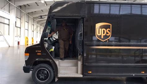 Drivers and Mechanics Jobs at UPS Canada