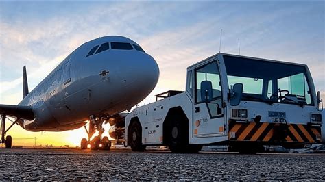 Why the Windows on That Airbus A321 Blew Out During Takeoff - Your ...