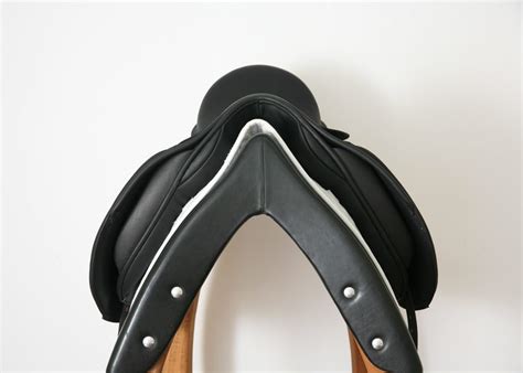 Black Country Eloquence Dressage Saddle – Equestrian Imports