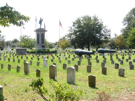 Magnolia Cemetery, Charleston - Tripadvisor