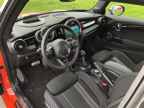 2019 MINI Cooper: 201 Interior Photos | U.S. News