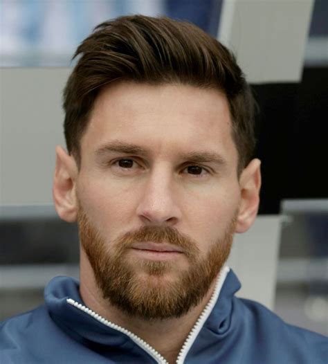 Lionel Messi Haarschnitt #haarschnitt #lionel #messi | Lionel messi haircut, Soccer hairstyles ...