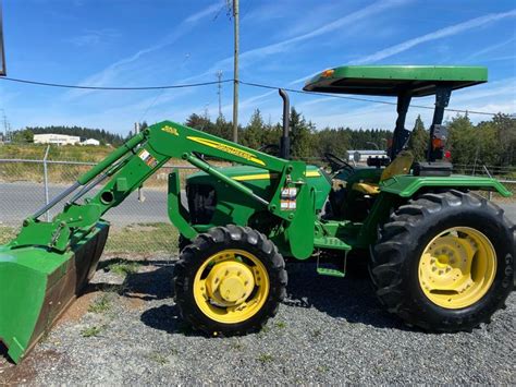 John Deere 5075E Tractor