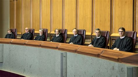 How are High Court Justices appointed in Australia? - Freedman ...