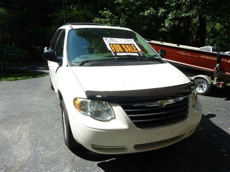 Sell used no reserve 2005 Chrysler Town and Country "Stow and Go" no reserve in New Hope ...