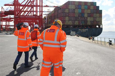 Port workers key to UK supply chain effort - Port Technology International