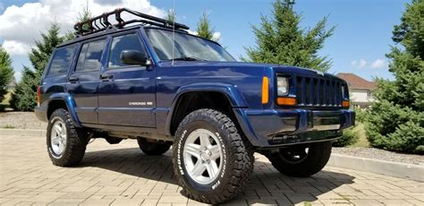 2001 Jeep Cherokee XJ! 4×4! Lifted! Limited Edition! for sale