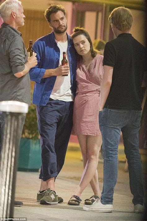 Daisy Ridley and Tom Bateman pack on the PDA during cinema date | Daisy ...