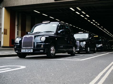 The London Black Taxi Cab From The Beginning Till Now - London Black ...