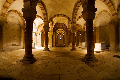 crypt of the Speyer cathedral | Volker Wurst | Flickr