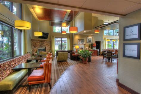 Hampton Inn Gatlinburg | Gatlinburg, TN 37738