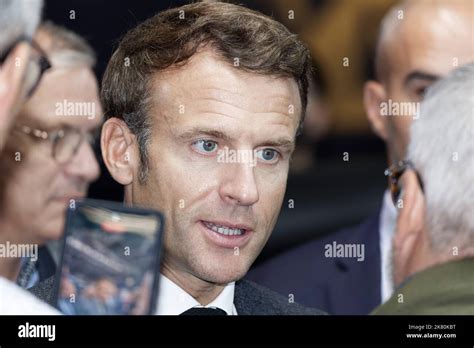 Paris, France. 17th Oct, 2022. French President Emmanuel Macron attends ...