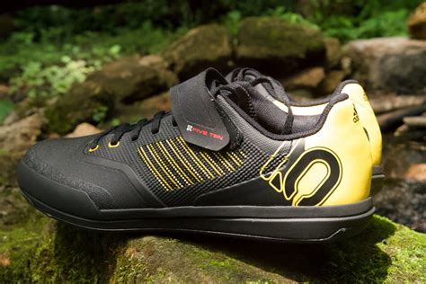 Five Ten Hellcat Pro Shoe Review: What's Different? - Singletracks Mountain Bike News